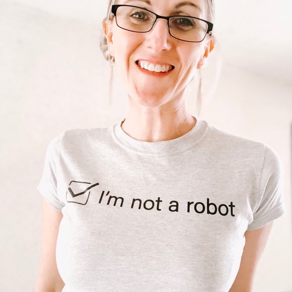 Like to bookmark our closet! - Picture 15 of 16